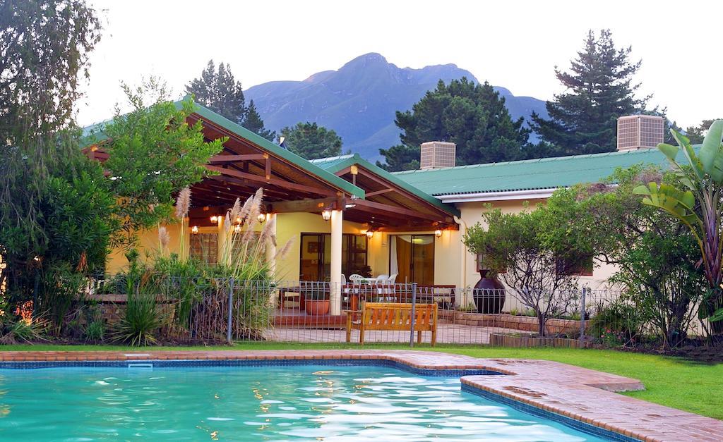 Pine Lodge Resort George Eksteriør billede